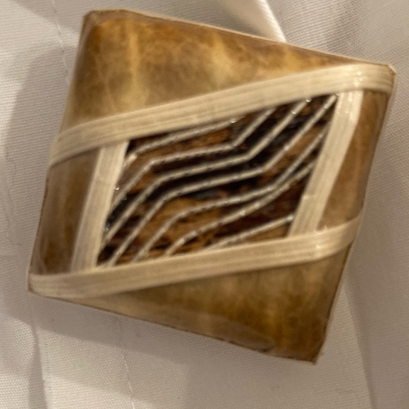 Wood Button Covers Vintage Handmade - Set of 5 - Picture 6 of 6